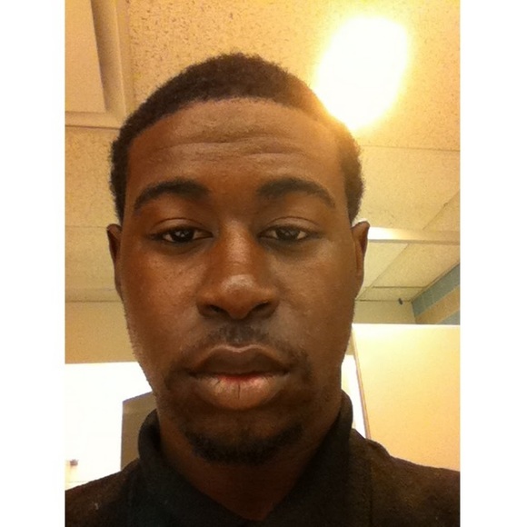 Meet your Posher, Lorenzo - Picture 1 of 1